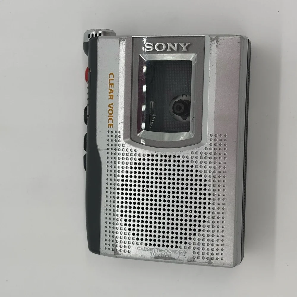 VTG Sony Clear Voice TCM-150 & Sony Walkman Cassette-Corder Silver *Parts Only‎